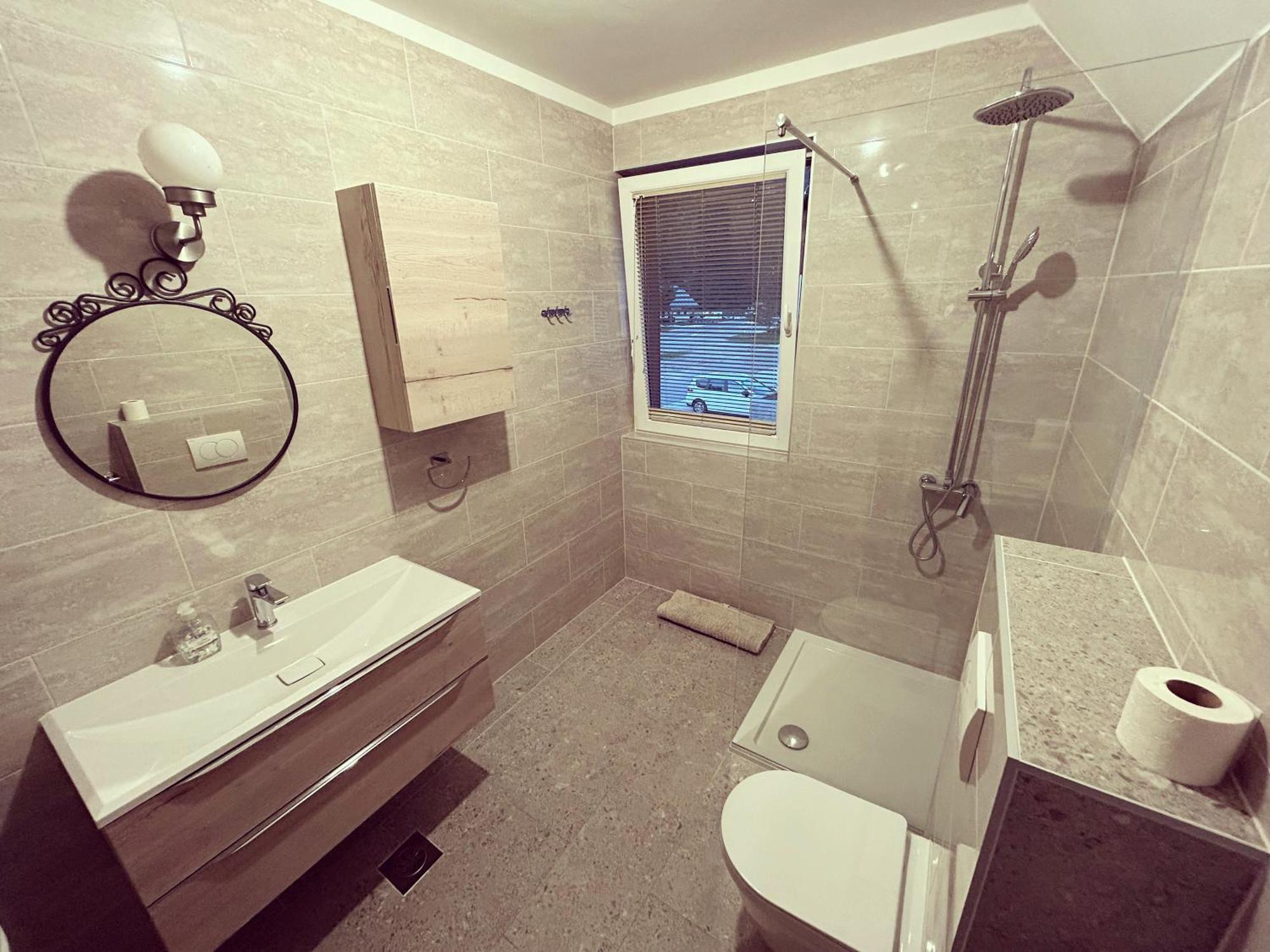 Apartment And Rooms Maraton Kranjska Gora Εξωτερικό φωτογραφία